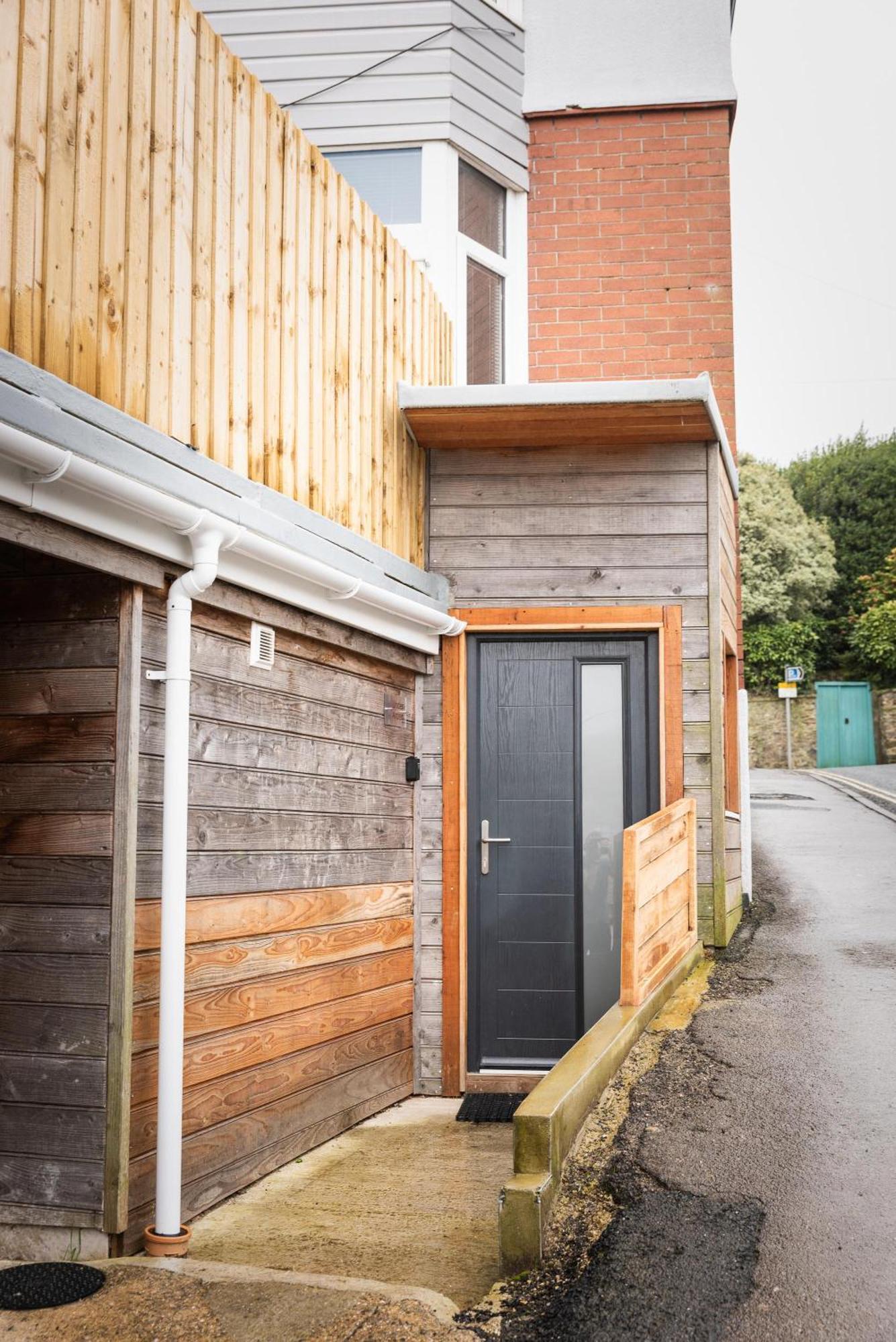 Gorgeous Boutique Flat Sleeps 2 In Lyme Regis Villa Kültér fotó