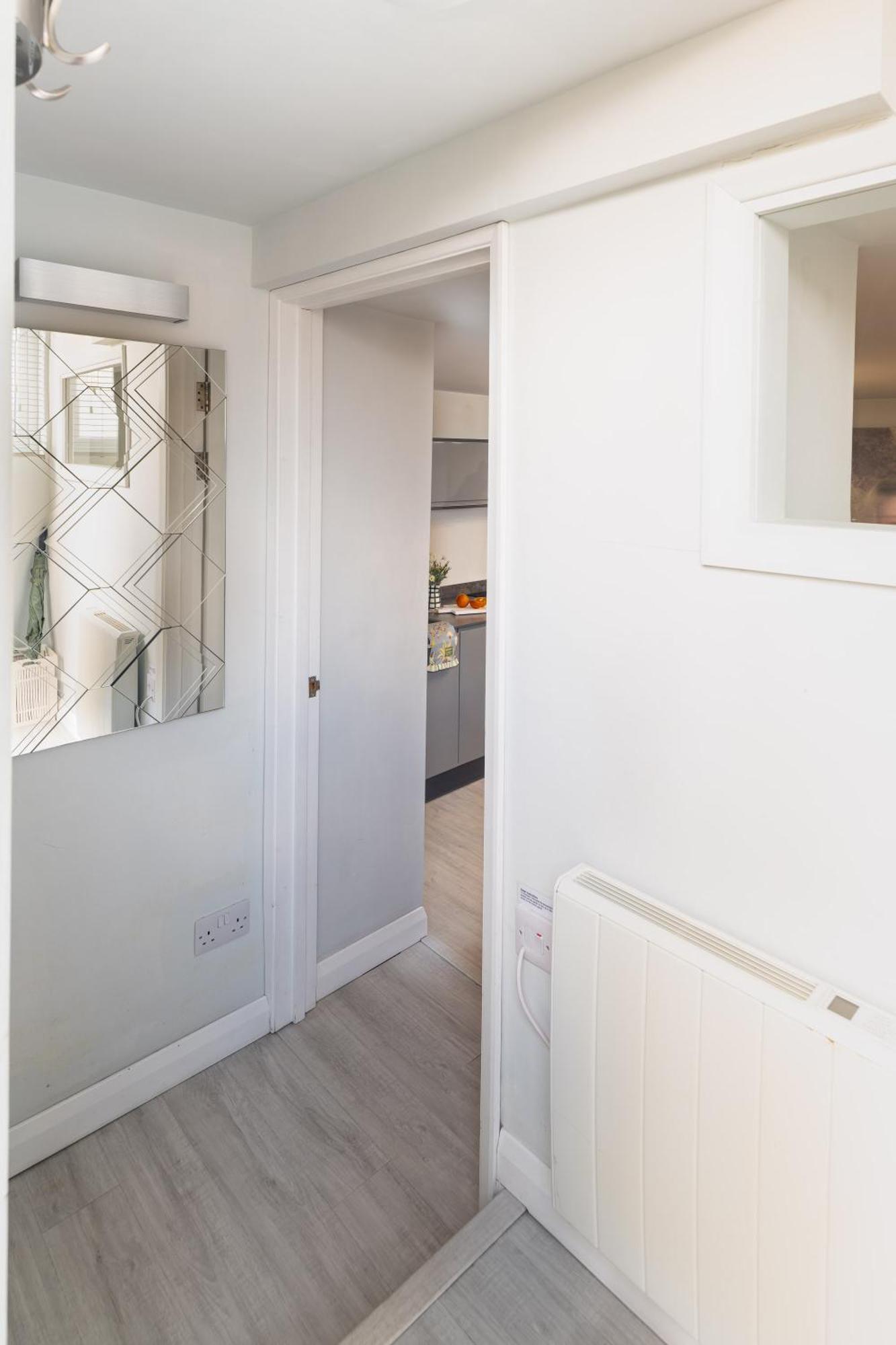 Gorgeous Boutique Flat Sleeps 2 In Lyme Regis Villa Kültér fotó