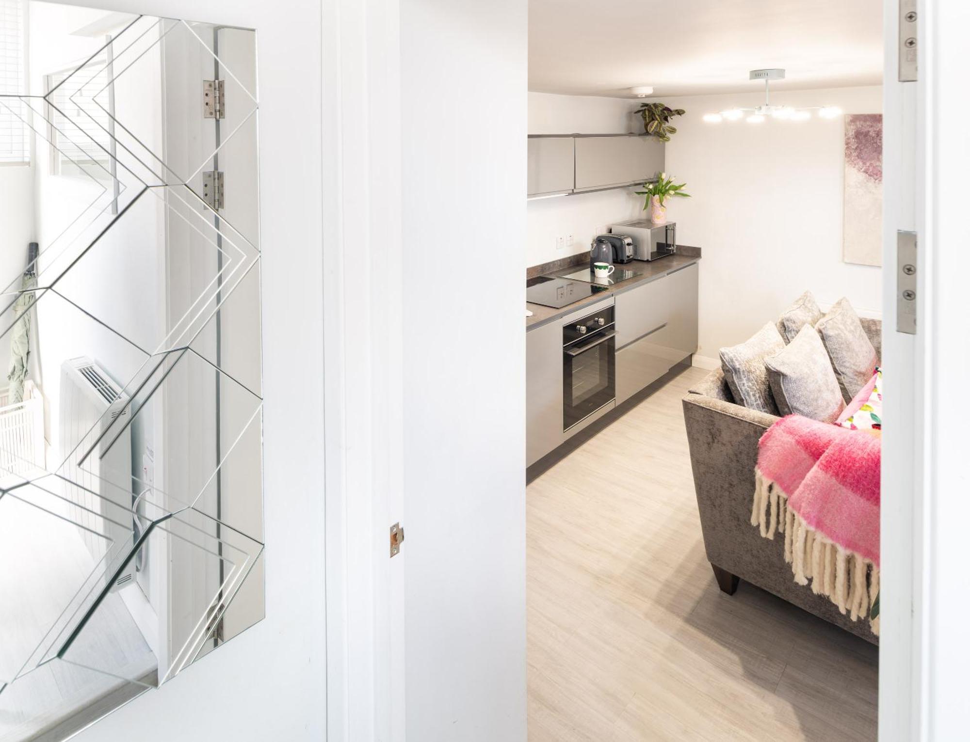 Gorgeous Boutique Flat Sleeps 2 In Lyme Regis Villa Kültér fotó